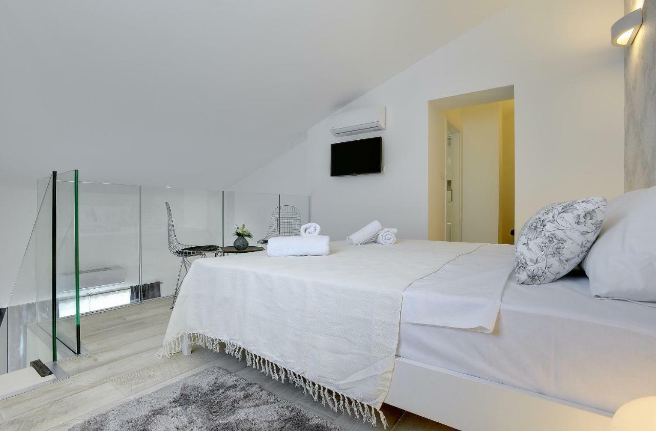 Gallery Apartment Pula Bagian luar foto
